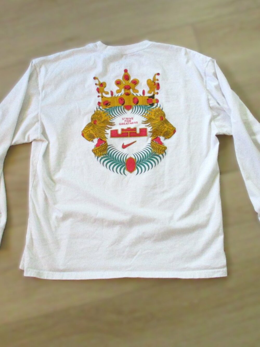 Nike LeBron James Strive For Greatness Long Sleeve Shirt Mens XL White